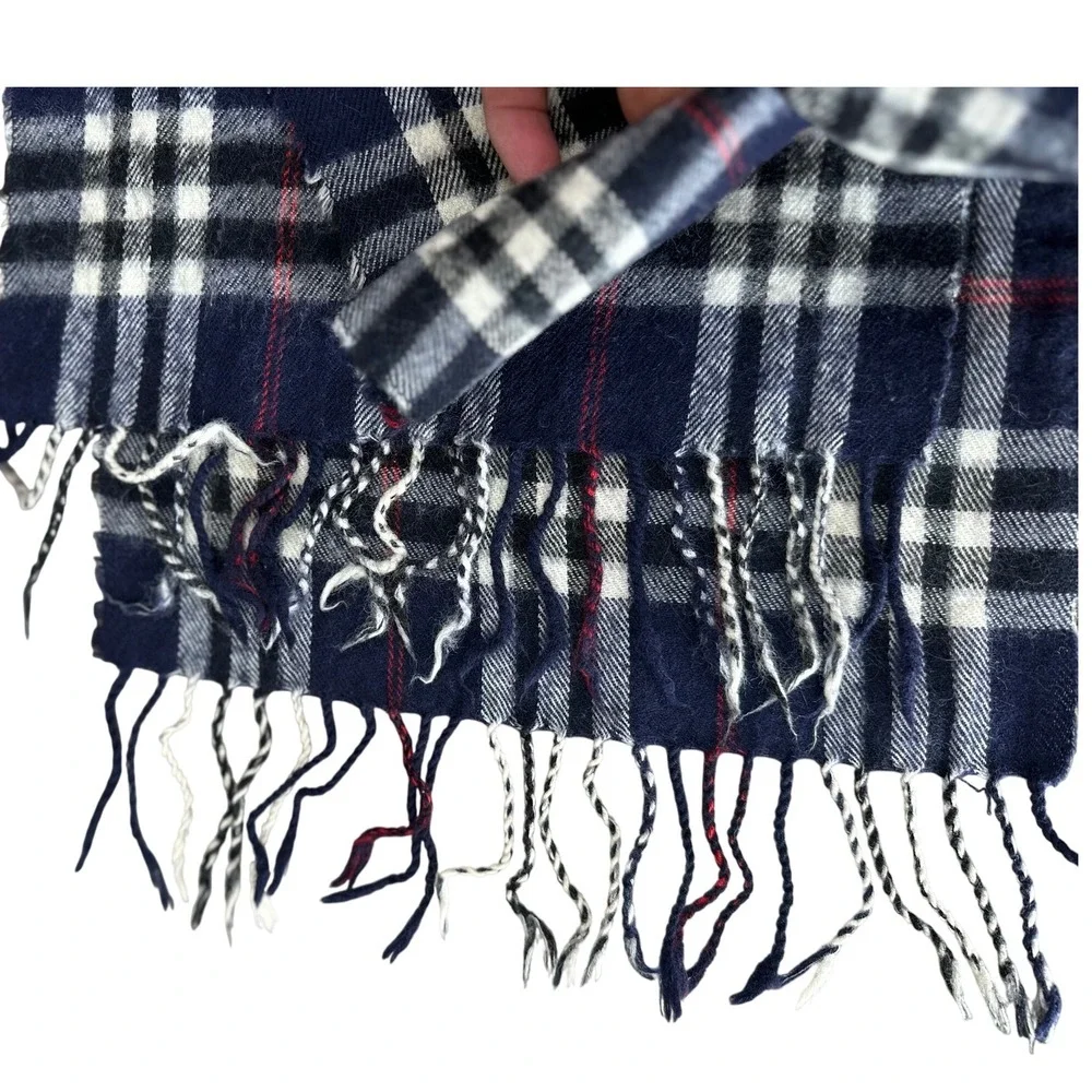 Burberrys of London 100‎ Lambswool Plaid Scarf Made in England